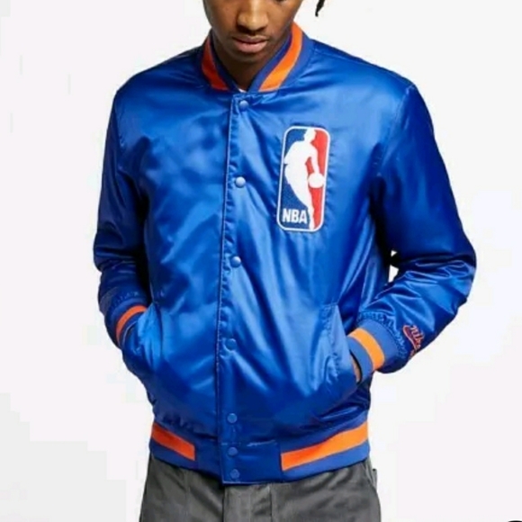 Vintage NIKE SB NEW YORK KNICKS Satin Jacket - Picture 10 of 10